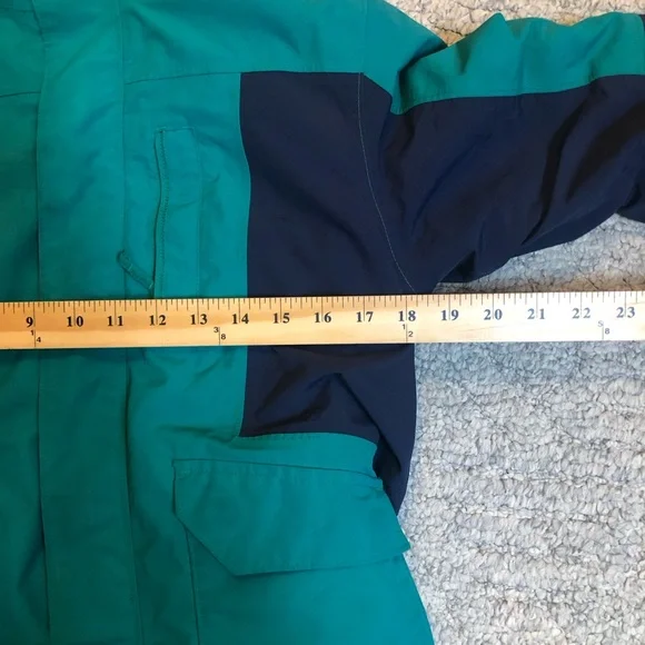 Lands' End Squall Jacket Boy's Size Medium - Picture 12 of 15